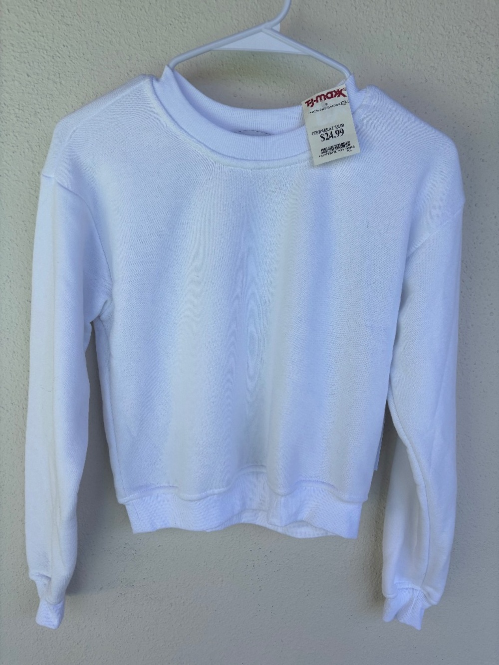 Women’s xs super soft white sweatshirt